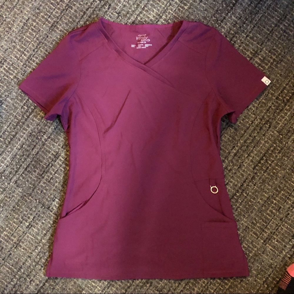 Scrub set